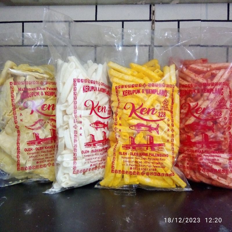 

PAKET 1KG STIK KENTANG PARIAN RASA.4 X 250g