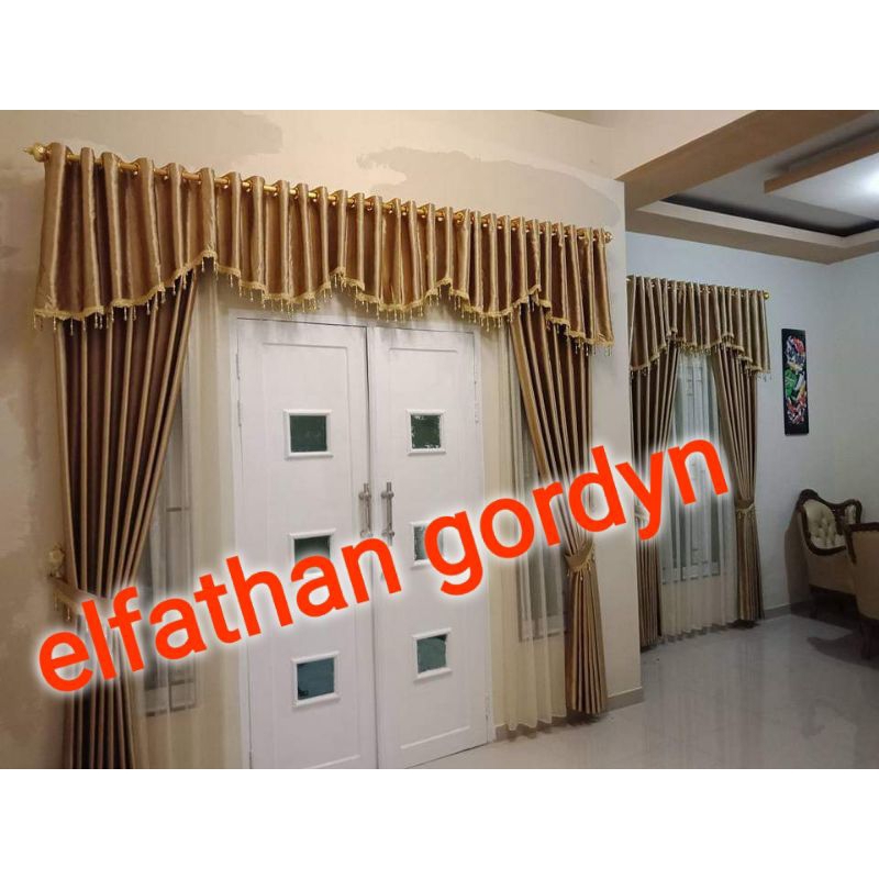 Gorden Poni Pintu Tengah Kupu Tarung