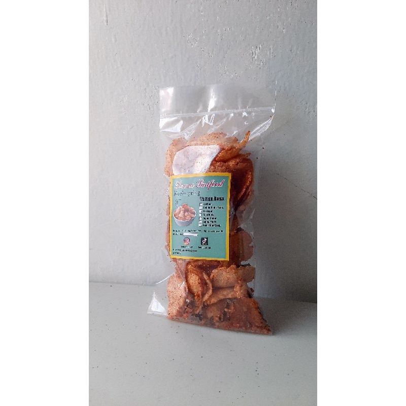 

Kecimpring Singkong Keripik Rasa Pedas Daun Jeruk
