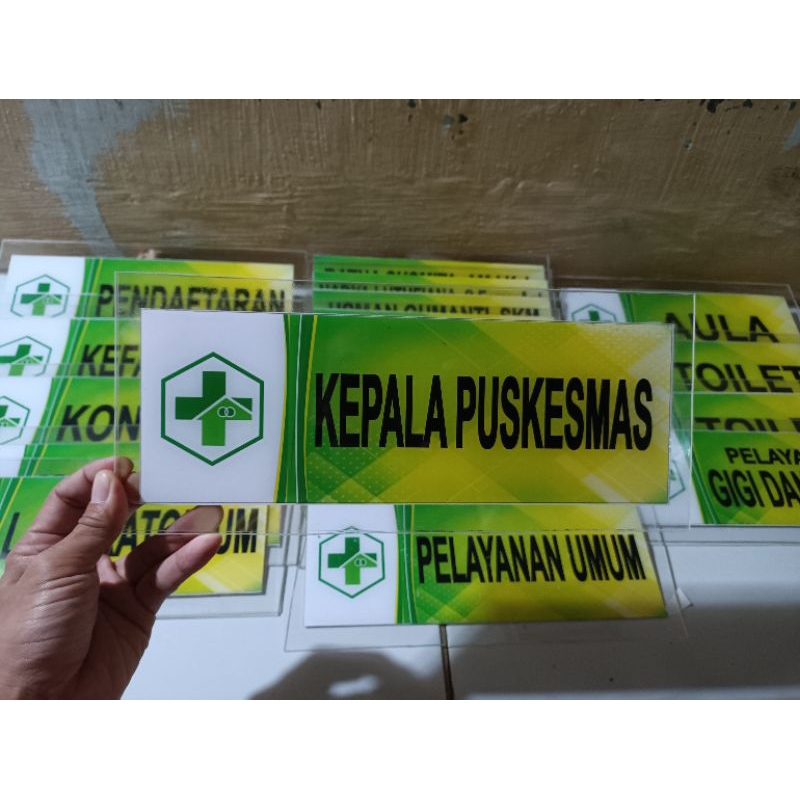 

[FTS 49] Papan Akrilik Nama Ruangan Gantung