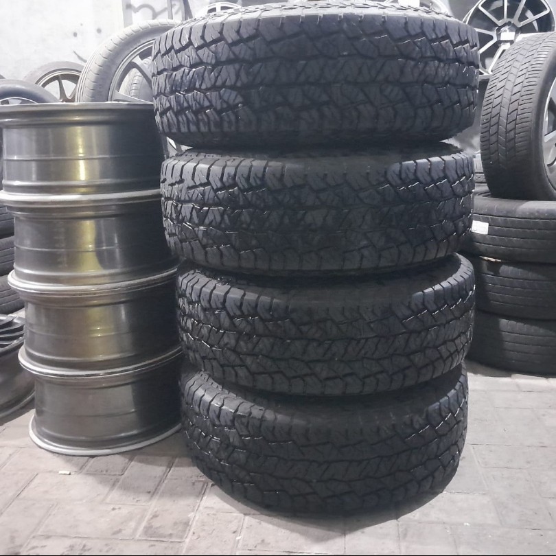 VELG MOBIL BEKAS R16 BAUT 5 XTS05(HSR) R16X8 5X114 ET15 BAN HANKOOK AT 237 70 R16