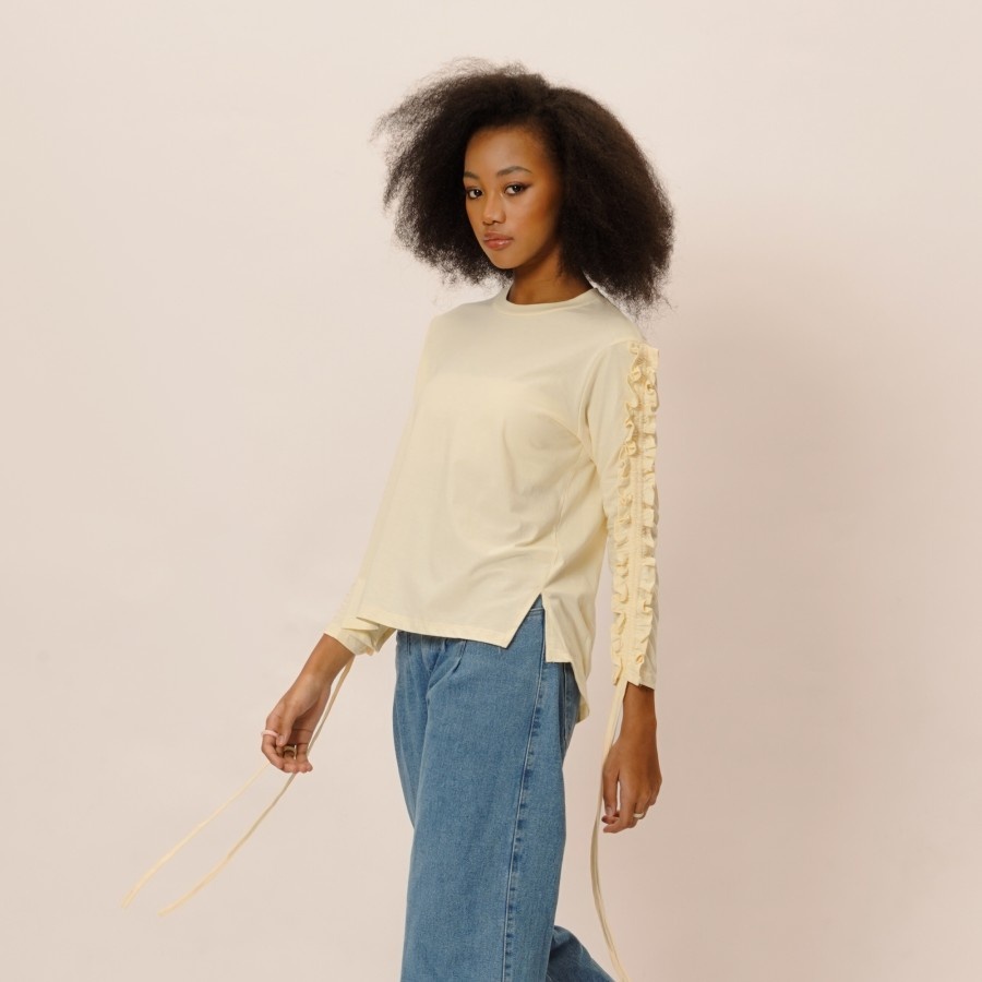 AGNI - Blushed Top T-Shirt (kaos) Wanita