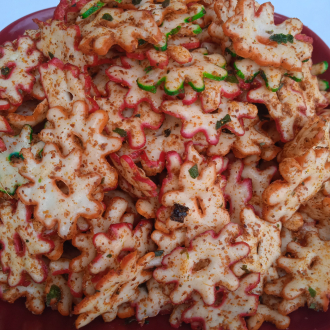 

CEMILAN KRIPIK SEBLAK BINTANG 500 GRAM