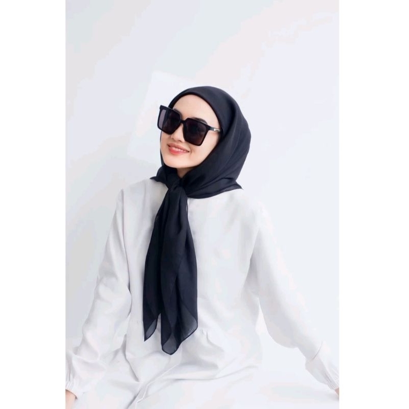 HIJAB KERUDUNG INSTAN SEGIEMPAT