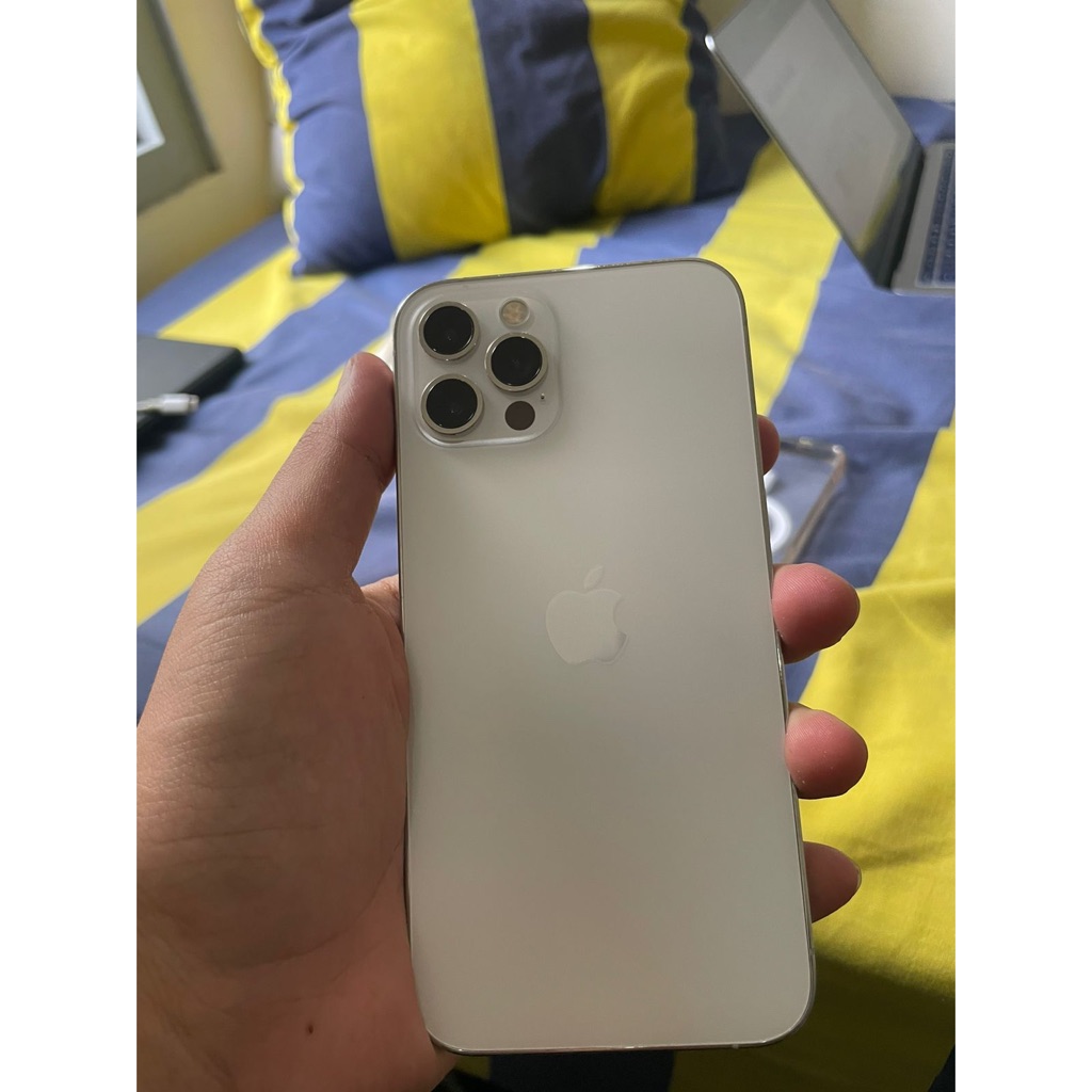 IPHONE 13 PRO 256GB ORIGINAL FULLSET MULUS SECOND GOOD CONDITIONS