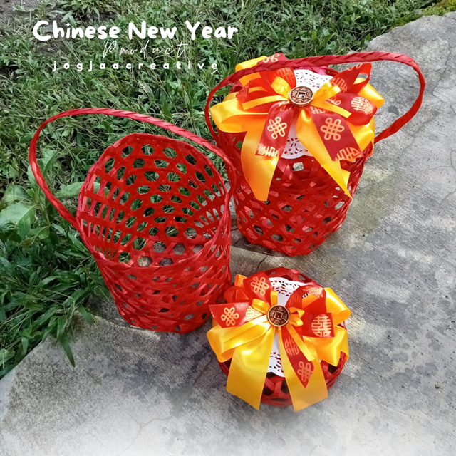 

HAMPERS IMLEK | KERANJANG KUE keranjang toples kue kering klongsong nastar keranjang Imlek Anyaman Bambu