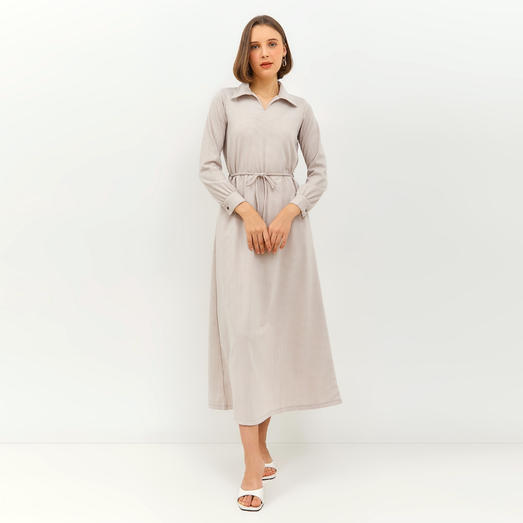 SIMPLICITY Collared V-Neck Textured Maxi Dress / Dress panjang maxi lebaran wanita 2024 kekinian ter