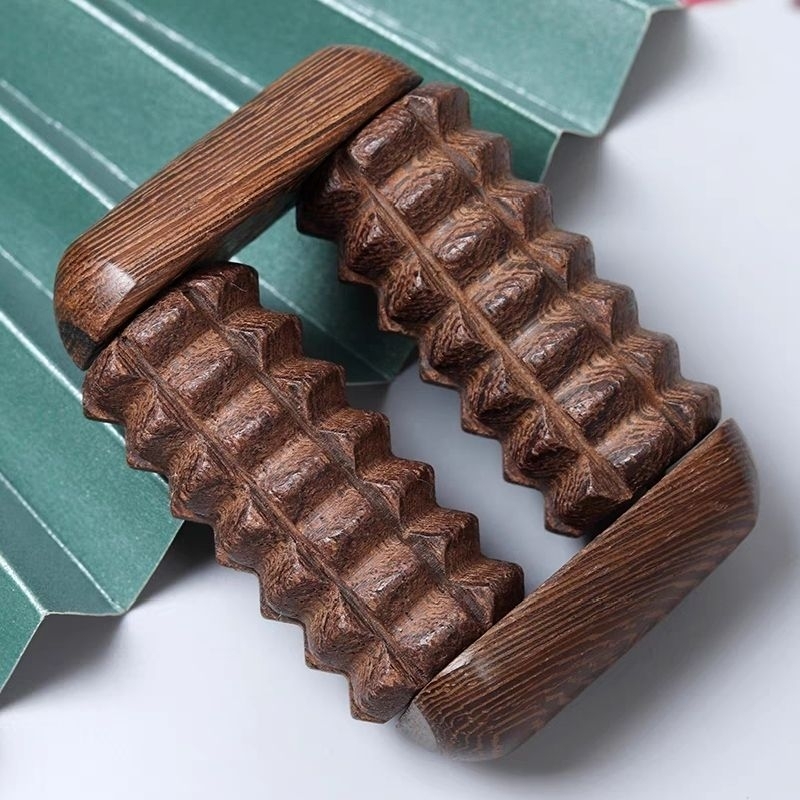 Alat Terapi Refleksi Kayu Kaki Tangan 2 Roll Duri