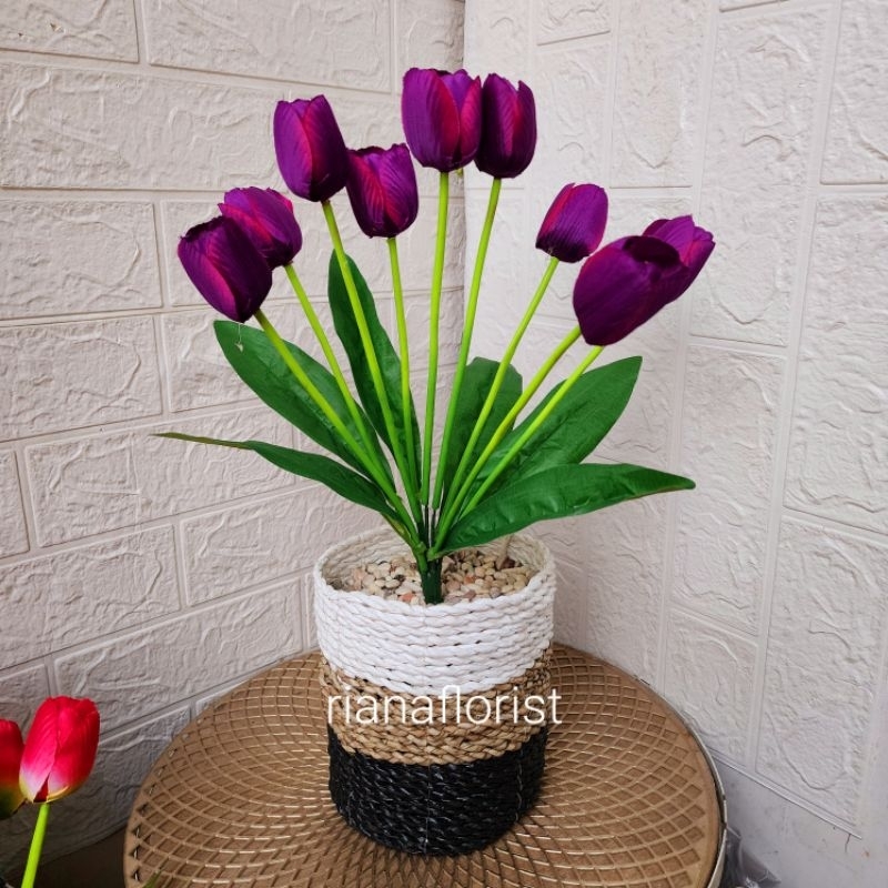 BUNGA TULIP ARTIFICIAL POT ANYAM ROTAN