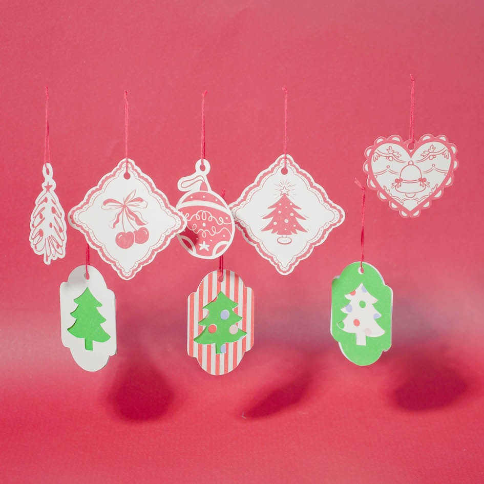

Jolly Christmas Hang Tag - 6 x 8 cm