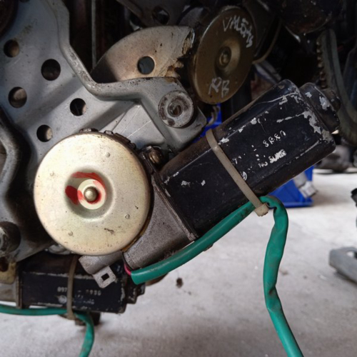 PROMO motor dinamo power window kaca pintu bagian Depan KIRI LH Kia Carnival Carens 1 original copot