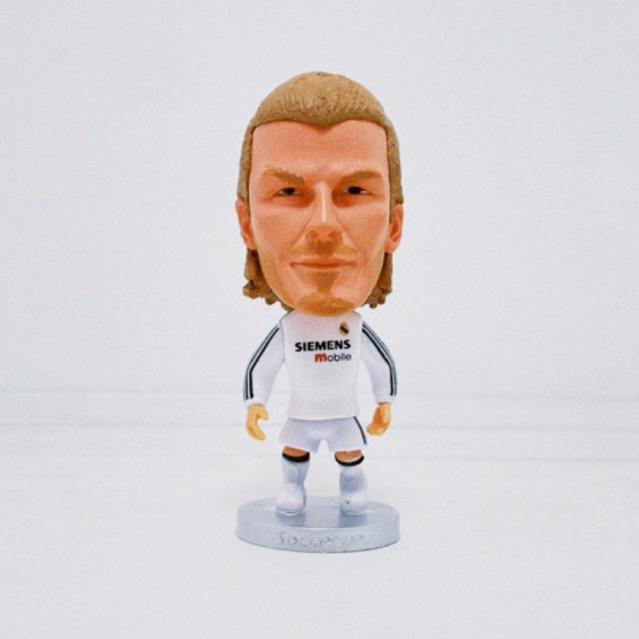 Action Figure David Beckham Real Madrid Long Sleeve 2004 Soccerwe