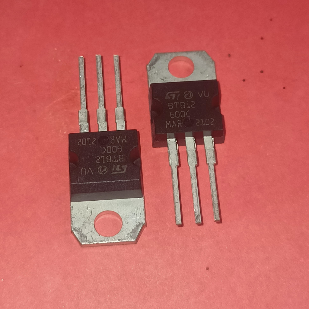 Best Quality BTB12-600C BTB12 600C TO-220 Mantaaabbbbbb