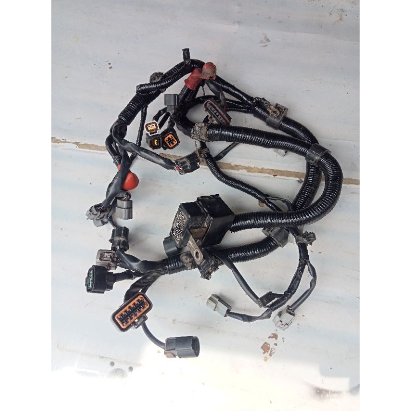 bagian tengah kabel body T120 ss injeksen