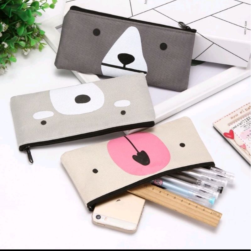 

KOTAK PENSIL KAIN KANVAS KARAKTER BEAR LUCU TEMPAT PENSIL