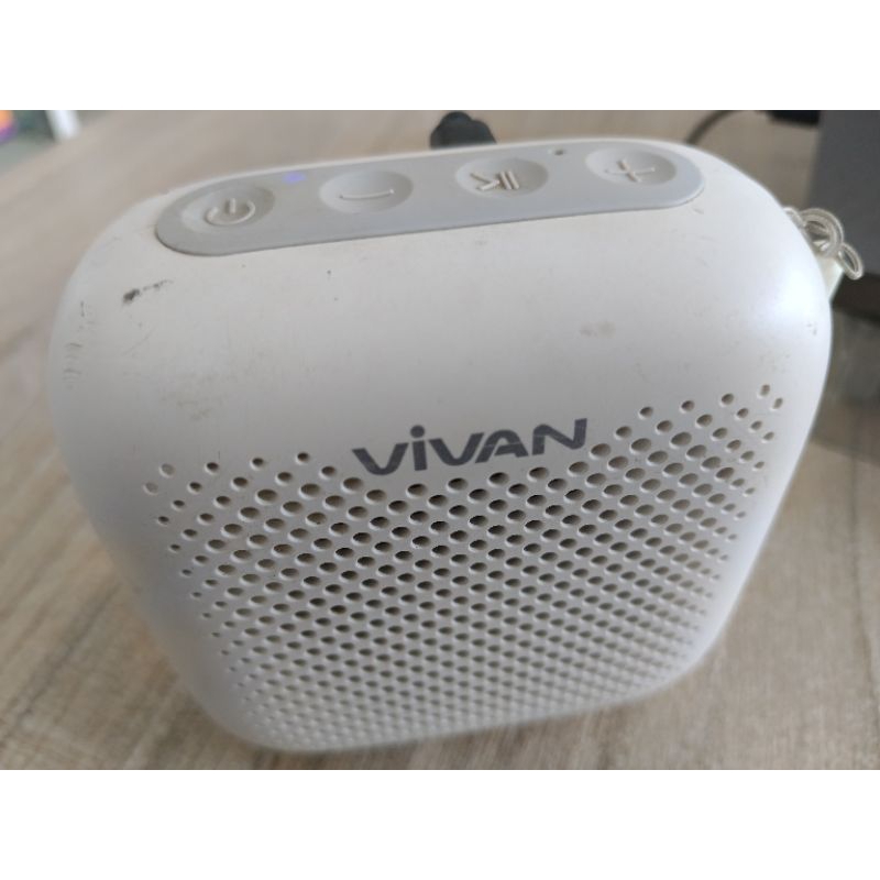 VIVAN Bluetooth Speaker VS1