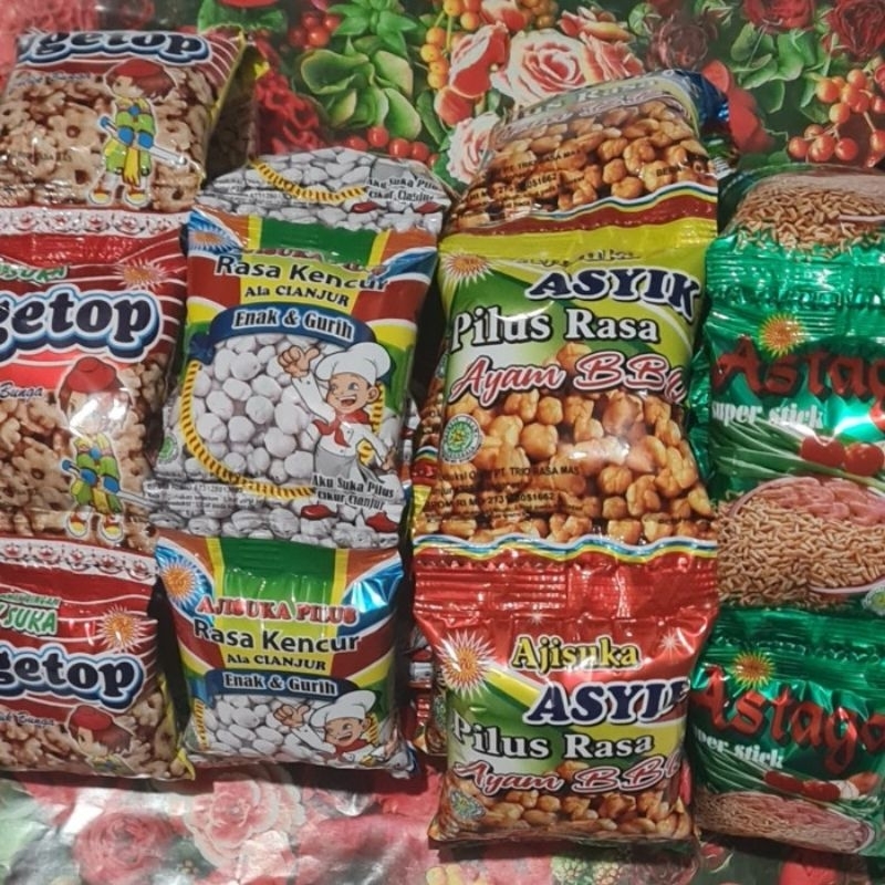 

SNACK PASAR jajanan jadul harga 1 renceng