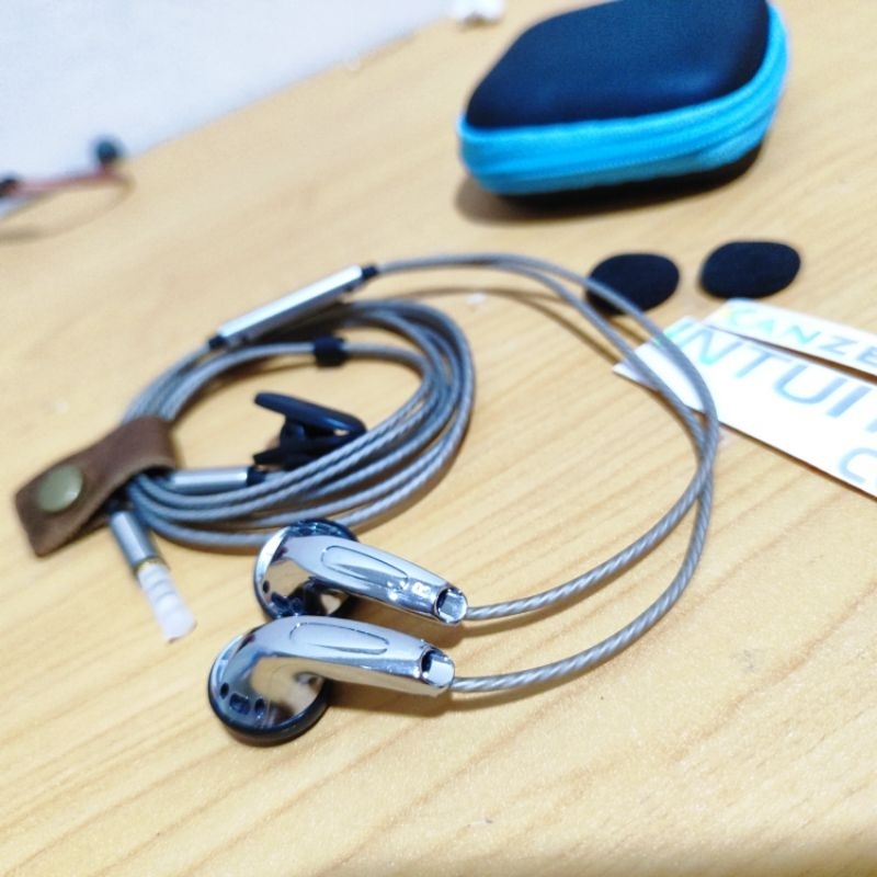 earbud DBE x kanzenoka intuitive CE32 mic version
