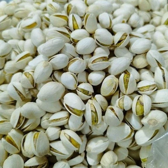 

KACANG PISTACHIO/FUSTUK PREMIUM 500GR