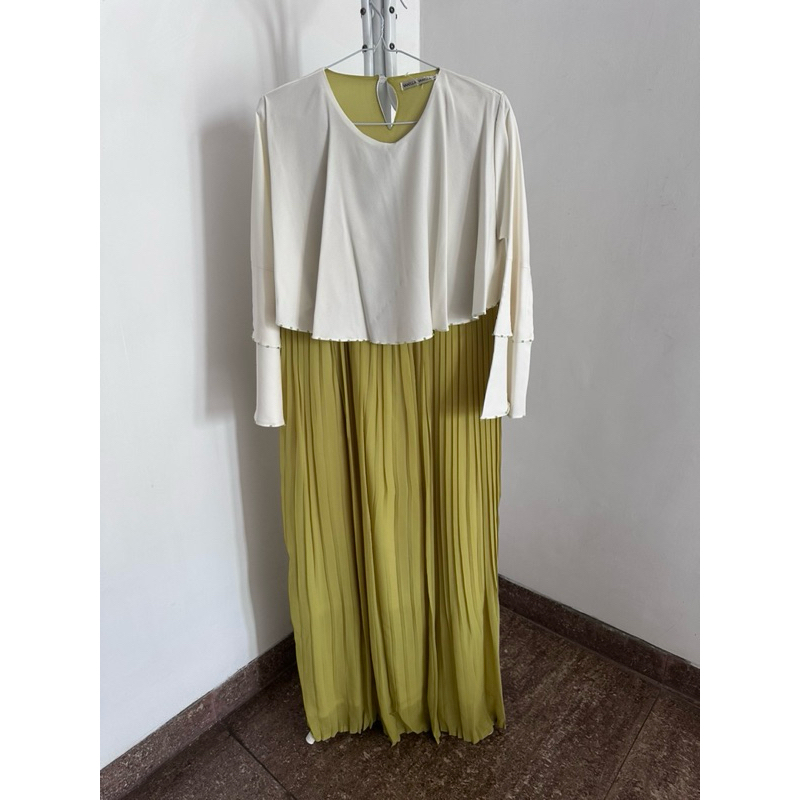 Preloved Dress Busui Vanilla Hijab