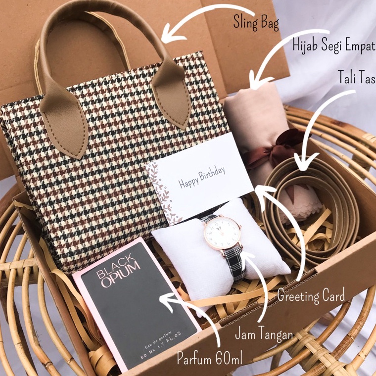 

READY STOK B3313SBKADO ULANG TAHUNKADO PACARKADO CEWEKHADIAH PERNIKAHANHADIAH VALENTINEKADO WEDDINGKADO ULANG TAHUNHAMPERS WEDDINGGIFT BOX CEWEKHAMPERS KADO NATALHAMPERS TAHUN BARUKADO VALENTINE