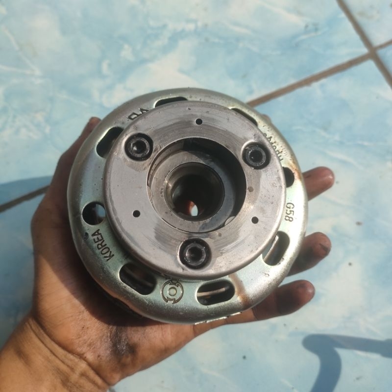 mahnit Hyosung RX 125 Magnit Hyosung RX 125 magnet Hyosung RX 125