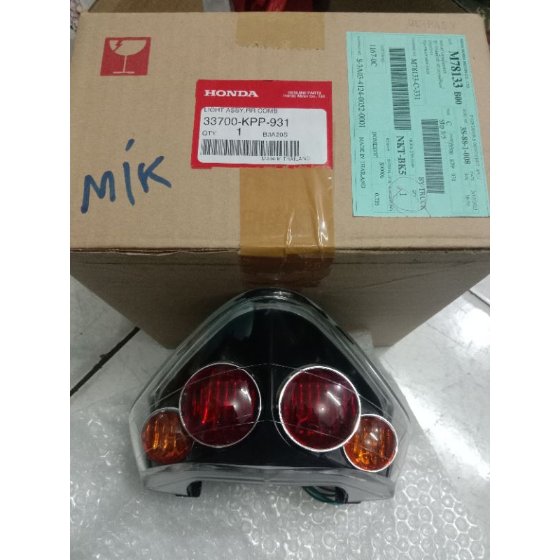 lampu belakang stoplamp Assy Honda CBR 150 old cbu Thailand
