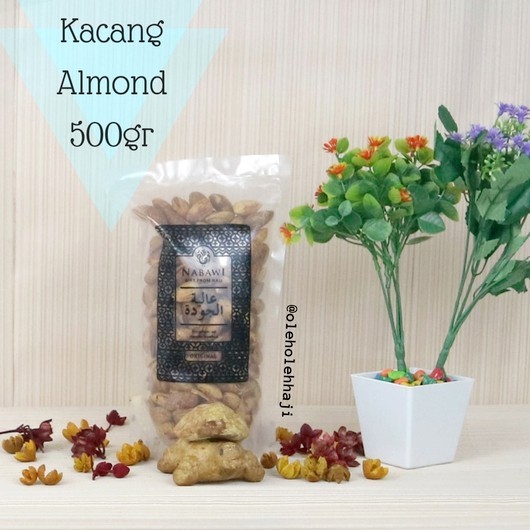

Kacang Almond Kulit 500gram/Kacang Almond Original California/Grosir Oleh Oleh Haji Umroh