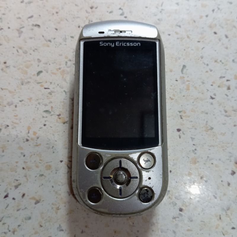 Handphone Sony Ericsson  S700i bahan