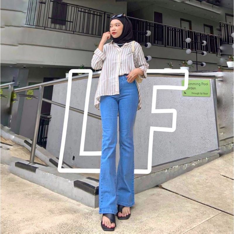 Highwaist Cutbray Jeans Wanita Kekinian 2023