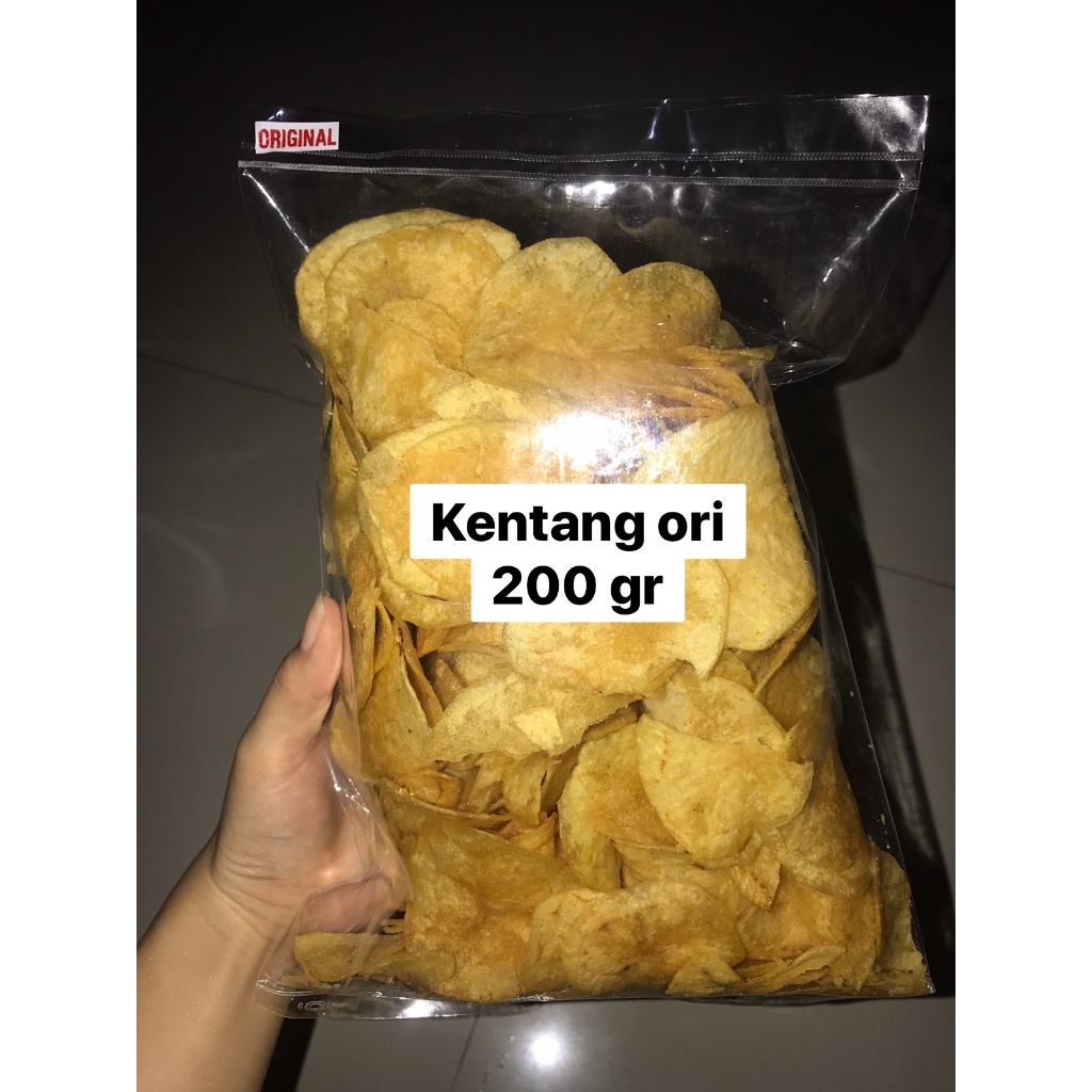 

KERIPIK KENTANG ORI 200 GRAM KERIPIK KENTANG ORIGINAL KERIPIK KENTANG GURIH KERIPIK KENTANG ASIN POTATO CHIPS LAYS CHITATO SNACKY MEDAN KERING KENTANG KENTANG IRIS MEDAN TERMURAH