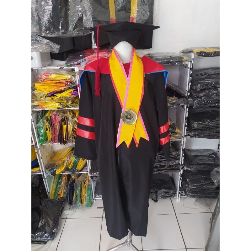 READY Stok/1Set lengkap toga wisuda pasca UNILA S2(FEB FMIPA FH FT FP)/Deskripsi