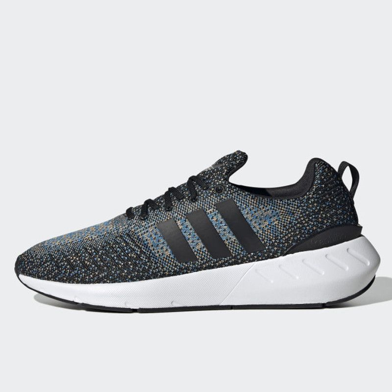 Adidas Swift Run 22
