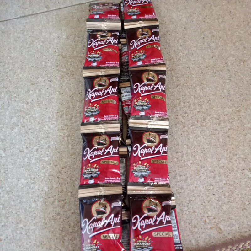 

Kopi kapal api mini paket 2 renceng isi 20 pcs