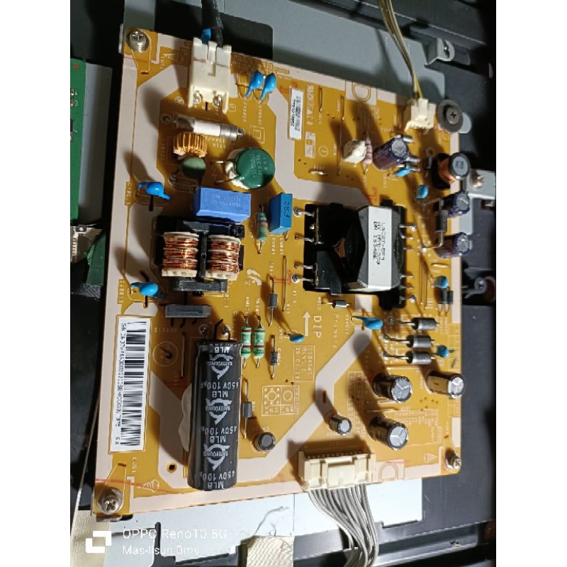 psu,power supply tv toshiba 32L2550vj ; Kondisi. Bekas 