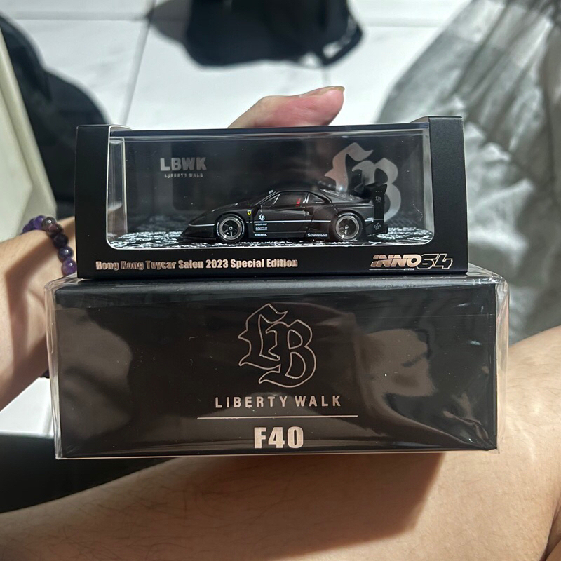 Inno64 LBWK Ferrari F40 Black Matte Hong Kong Toycar Salon 2023