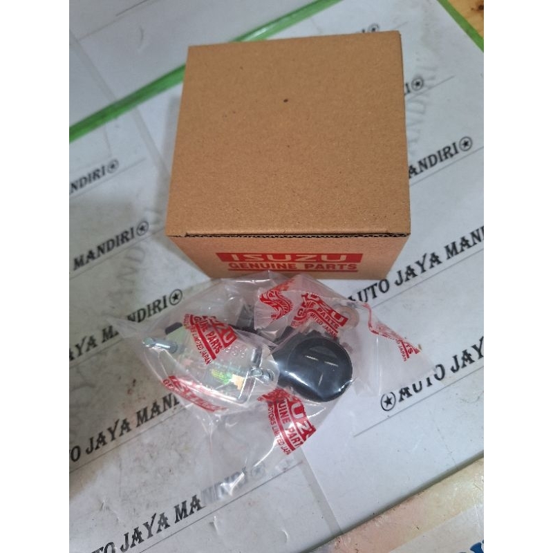 Ic Alternator - ic regulator - Ic ampere Ic Cas Isuzu Elef NHR55 elef engkle Merk Isuzu