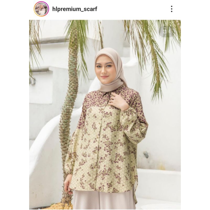 Preloved Halwa Blouse by heaven lights.