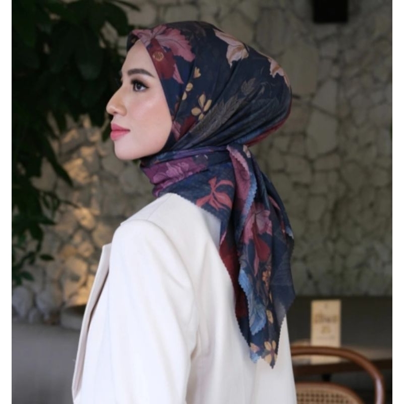 ELINA SCARF by GONEGANI