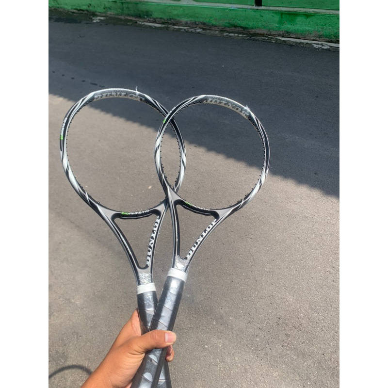 PROMO Raket tennis (DUNLOP BIOMIMETIC 600)
