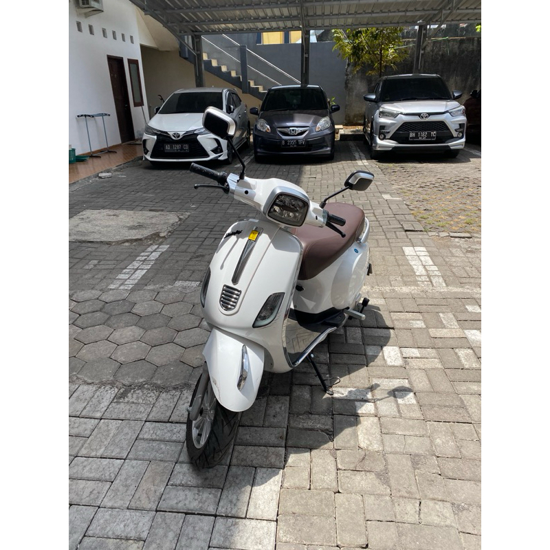 Uwinfly T3 (Gen 3) Motor Listrik Putih OTR Surat Lengkap