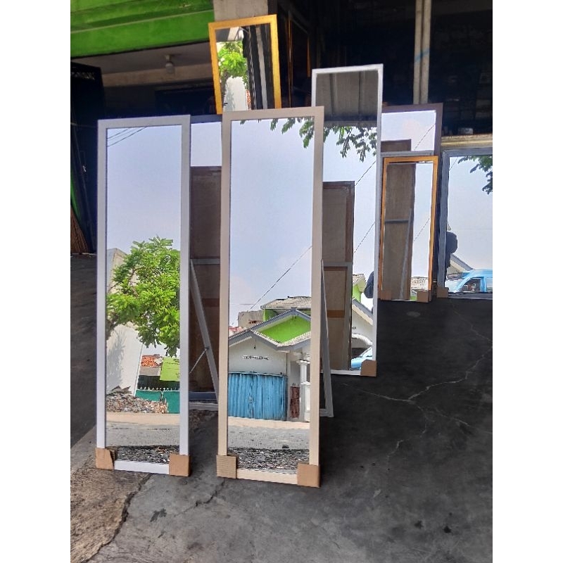 Standing Mirror / Mirror / Cermin Berdiri / Aesthetic Mirror / Cermin