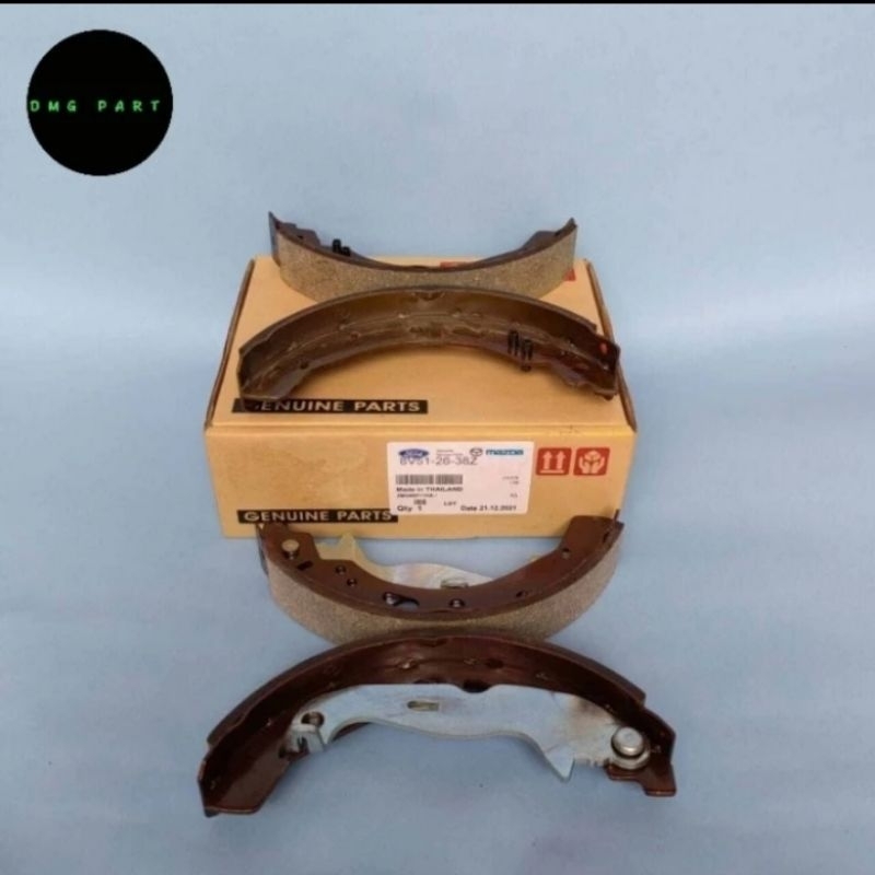 kampas rem belakang brake shoe mazda 2