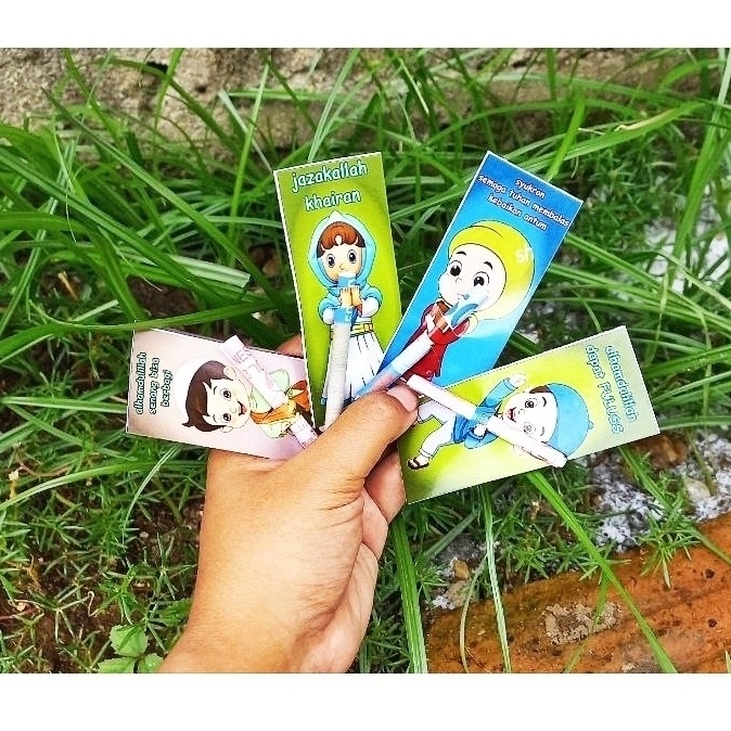 

amplop peluk lebaran " " " peluk " " " snack lebaran amplop thr idul fitri angpao lebaran amplop sedotan amplop unik minimal 5 pak RANDOMM YAA MINIMAL 50 biji yaa kusbandiyaah bagus