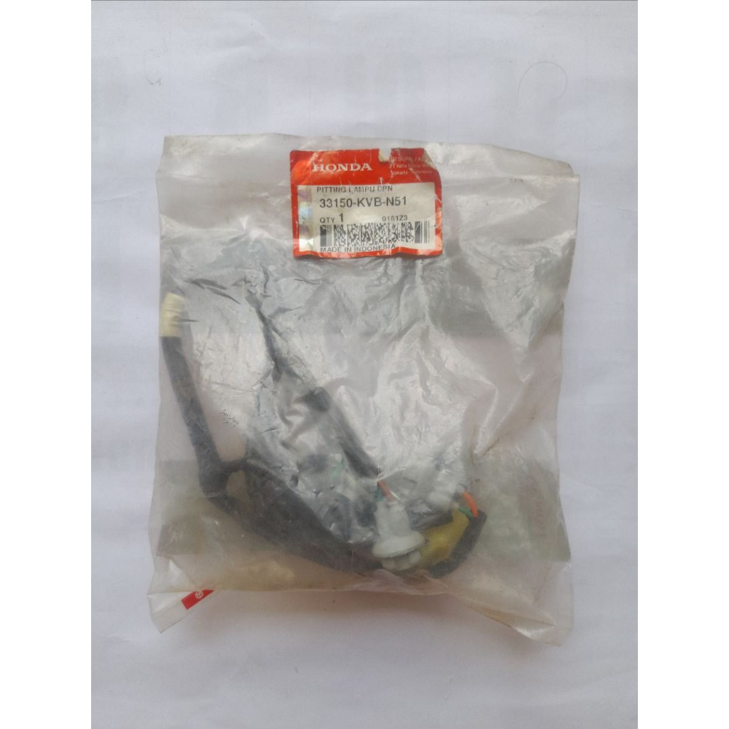 Socket Fitting Pitting Lampu Depan ASSY Honda Vario Techno 125 FI & Vario Techno 110 (Original) 3315