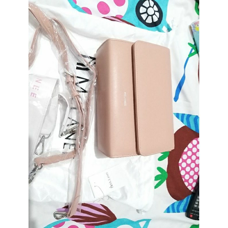 Preloved tas Mclanee | tas selempang pink | tas wanita pink