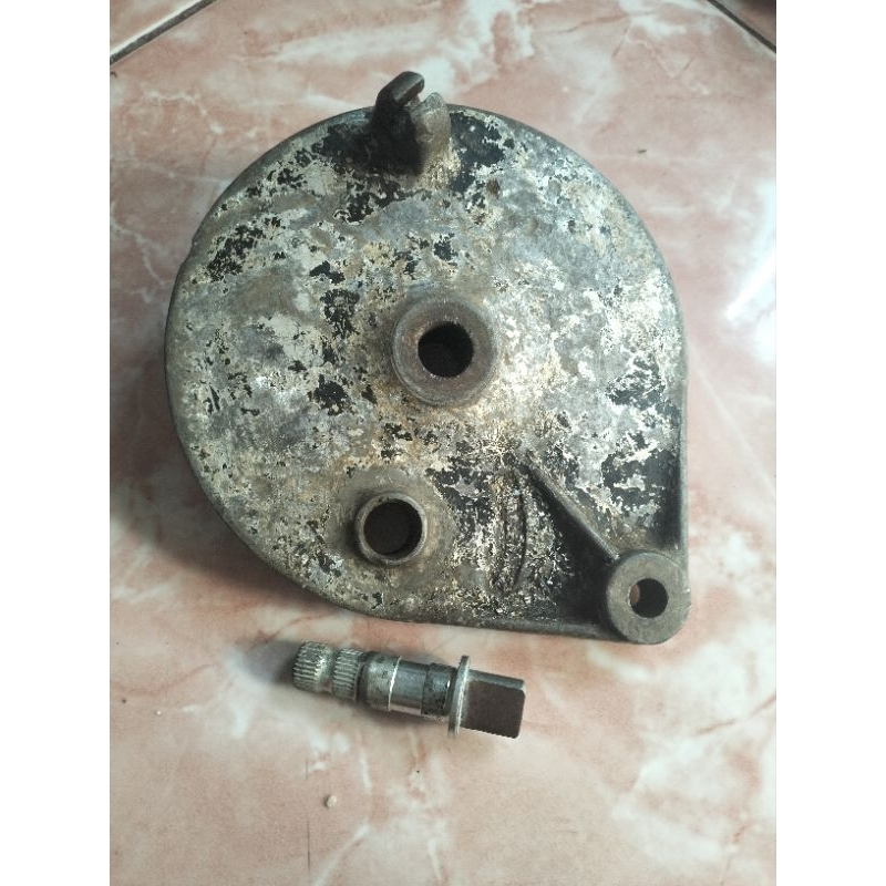 TUTUP TROMOL BELAKANG KAWASAKI KE125 ORIGINAL