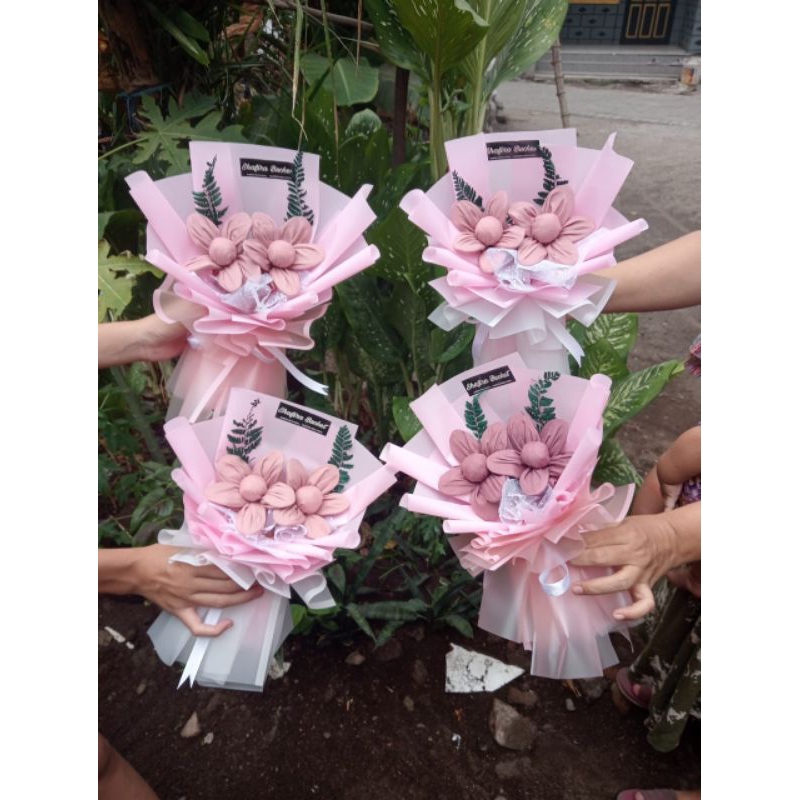 Buket hijab,buket wisuda,kado ulang tahun,buket kerudung murah