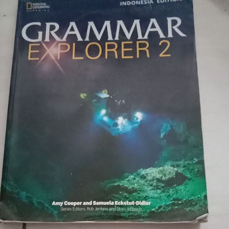 Buku grammar Explorer 2