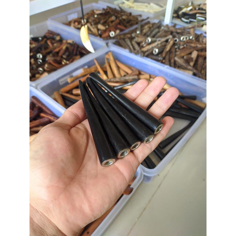 Once kayu kelor hitam